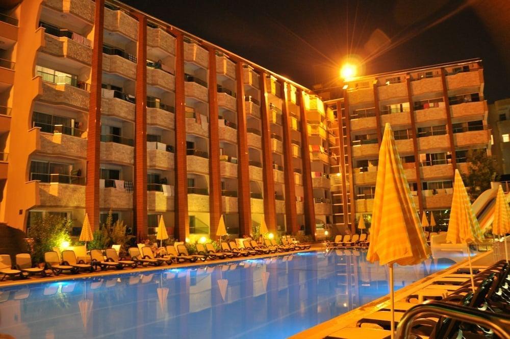 Club Tess Hotel Konaklı Eksteriør bilde